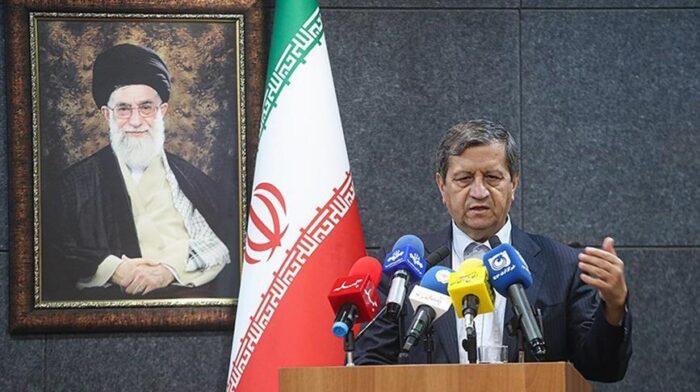 تقدیر وزیر اقتصاد از تلاشهای بانک کارآفرین در بخش اشتغالزایی تقدیر وزیر اقتصاد از تلاشهای بانک کارآفرین در بخش اشتغالزایی
