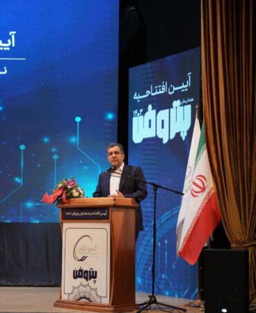 مشوقهای مالیاتی، شرکتهای دانشبنیان را موتور محرکه نوآوری در صنعت پتروشیمی میکند مشوقهای مالیاتی، شرکتهای دانشبنیان را موتور محرکه نوآوری در صنعت پتروشیمی میکند