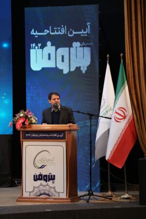 نوآوری و اقتصاد دانش‌بنیان، کلید موفقیت صنعت پتروشیمی در آینده است/ نوآوری در صنعت میان‌سال شده پتروشیمی، یک الزام است/ ۲۰ طرح زنجیره ارزش در اختیار شرکت‌های دانش‌بنیان و سرمایه‌گذار قرار می‌گیرد