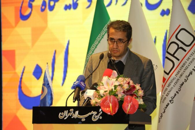 مهندس آقاجانلو: بومیسازی؛ اولویت اصلی صنعت فولاد برای آینده/ صرفه جویی ۸۰۰ میلیون دلاری با بومی سازی فولاد تا پایان امسال مهندس آقاجانلو: بومیسازی؛ اولویت اصلی صنعت فولاد برای آینده/ صرفه جویی ۸۰۰ میلیون دلاری با بومی سازی فولاد تا پایان امسال