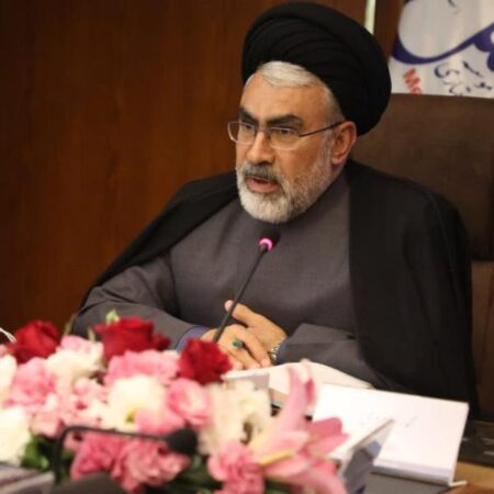 با همت و تلاش، کارنامه درخشانی را در ویترین نگاه مردم بگذاریم با همت و تلاش، کارنامه درخشانی را در ویترین نگاه مردم بگذاریم