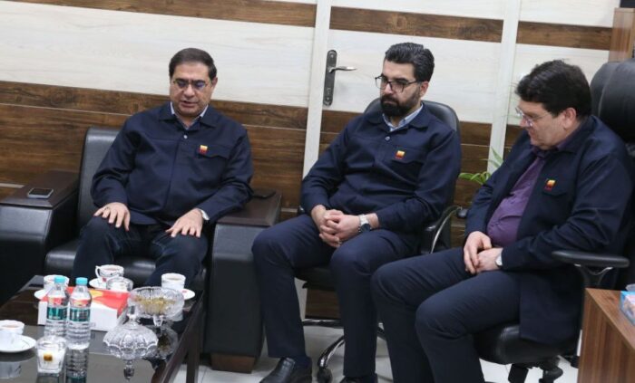 دیدار قائم مقام مدیرعامل با معاون و مدیران فناوری شرکت فولاد خوزستان دیدار قائم مقام مدیرعامل با معاون و مدیران فناوری شرکت فولاد خوزستان