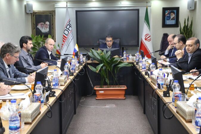 آقاجانلو خبر داد: برنامه تشکیل کمیته مشترک ایران و روسیه برای توسعه همکاری های معدنی/ نماینده روس: آماده انتقال تکنولوژی و آموزش متخصصان ایرانی هستیم آقاجانلو خبر داد: برنامه تشکیل کمیته مشترک ایران و روسیه برای توسعه همکاری های معدنی/ نماینده روس: آماده انتقال تکنولوژی و آموزش متخصصان ایرانی هستیم