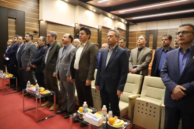 توسعه صنعت بیمه غیر از همکاری میان شرکتهای بیمه، شبکه فروش و نهاد ناظر و تقسیم کار بین آنان راهکاری ندارد توسعه صنعت بیمه غیر از همکاری میان شرکتهای بیمه، شبکه فروش و نهاد ناظر و تقسیم کار بین آنان راهکاری ندارد