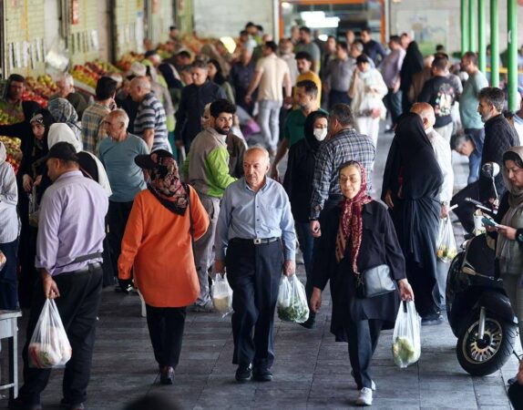 امکان خرید با کالابرگ های الکترونیکی در میادین و بازارهای میوه و تره بار امکان خرید با کالابرگ های الکترونیکی در میادین و بازارهای میوه و تره بار
