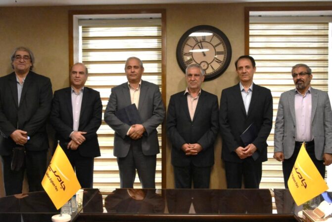 علیرضا کریمی مدیرعامل هلدینگ فناوری اطلاعات بانک ایران زمین شد علیرضا کریمی مدیرعامل هلدینگ فناوری اطلاعات بانک ایران زمین شد