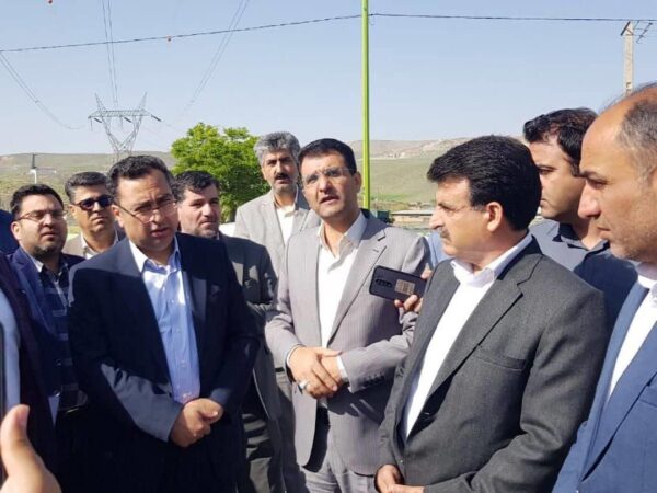 قدردانی معاون وزیر راه از همراهی بانک مسکن در پیشبرد نهضت ملی مسکن/ پیشرفت فیزیکی بالای ۷۰درصدی نهضت ملی مسکن لرستان با حمایت های بانک مسکن قدردانی معاون وزیر راه از همراهی بانک مسکن در پیشبرد نهضت ملی مسکن/ پیشرفت فیزیکی بالای ۷۰درصدی نهضت ملی مسکن لرستان با حمایت های بانک مسکن
