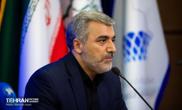 تحول در خدمات شهری تهران با حذف مخازن زباله و ارتقاء کیفیت معابر و فضاهای شهری تحول در خدمات شهری تهران با حذف مخازن زباله و ارتقاء کیفیت معابر و فضاهای شهری