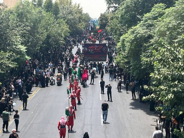 نگهداشت و پاکیزگی مسیر کاروان اسرا از میدان قیام تا سرچشمه نگهداشت و پاکیزگی مسیر کاروان اسرا از میدان قیام تا سرچشمه