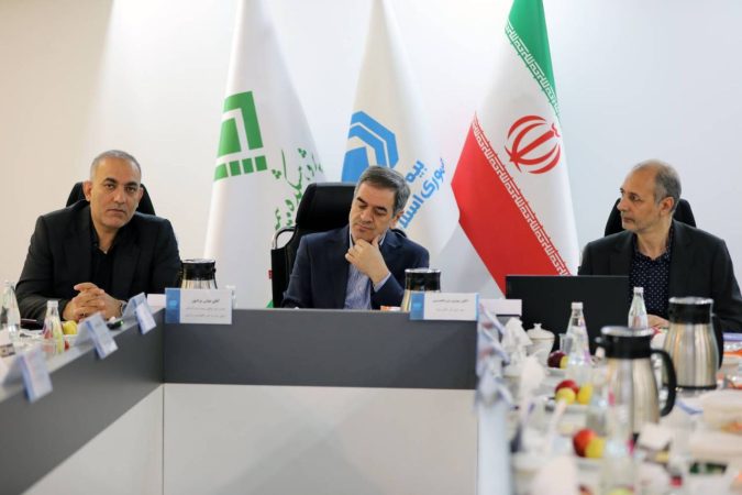 عملكرد صنعت بیمه در حوادث اخیر درخشان و مثالزدنی است عملكرد صنعت بیمه در حوادث اخیر درخشان و مثالزدنی است