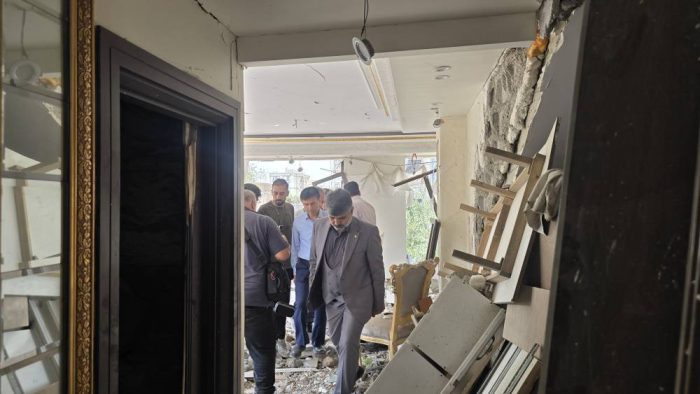 «بازسازی خانه به خانه» در منطقه ۴ تهران؛ ورود میدانی شهردار به قلب محله آسیب‌دیده