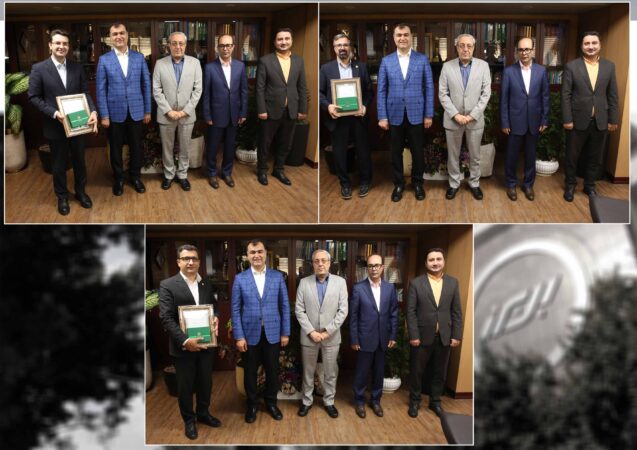 تقدیر مدیرعامل بیمه البرز از مدیران برجسته در حادثه بندر شهید رجایی تقدیر مدیرعامل بیمه البرز از مدیران برجسته در حادثه بندر شهید رجایی