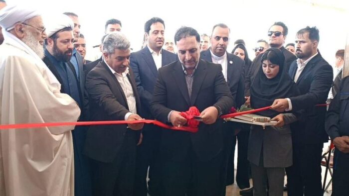 مدیرعامل صندوق امید:موانع و تحریمهای داخلی را باید از جلوی پای کارآفرینان برداشت مدیرعامل صندوق امید:موانع و تحریمهای داخلی را باید از جلوی پای کارآفرینان برداشت