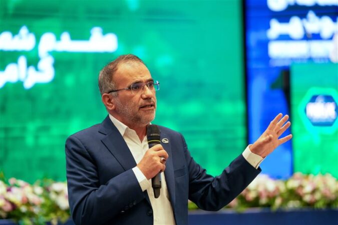 به بهانه 17 مردادماه و روز خبرنگار؛ هم افزایی صنعت و رسانه در گردهمایی خبرنگاران استان بوشهر و پتروشیمی پارس به بهانه ۱۷ مردادماه و روز خبرنگار؛ هم افزایی صنعت و رسانه در گردهمایی خبرنگاران استان بوشهر و پتروشیمی پارس