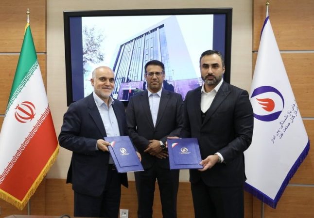 گام بزرگ و عملی در راستای مسکن دار شدن بازنشستگان نفت/۳ تفاهم‌نامه مسکن برای بازنشستگان نفت امضا شد/ وام‌های ۲۰۰ تا ۳۰۰ میلیونی در راه است/ پرداخت مناسبتی روز تکریم بازنشستگان محقق خواهد شد