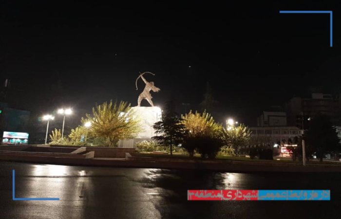 نورپردازی مجسمه آرش کمانگیر میدان ونک