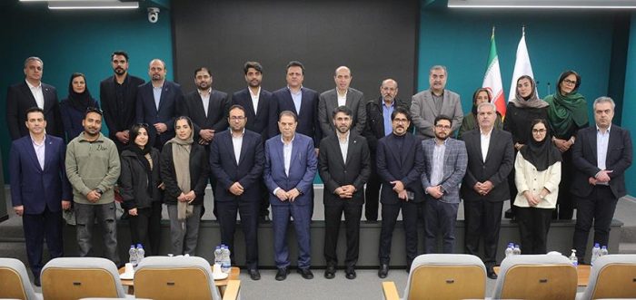 لبخند نیک آفرین به مشتریان خوش شانس بانک کارآفرین