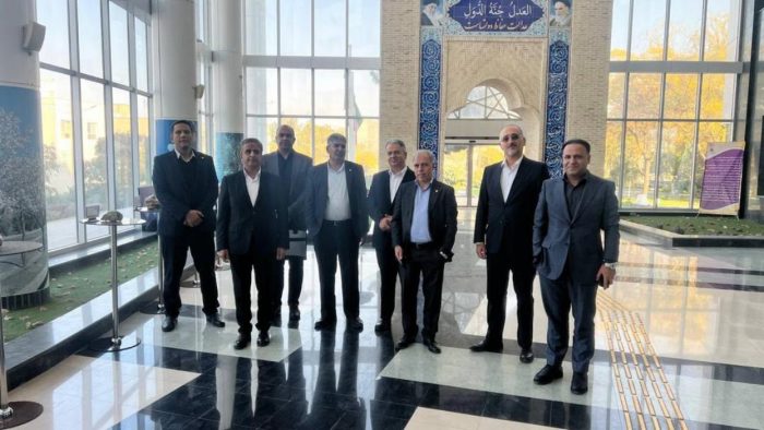 برگزاری همایش جامع “معرفی بسته خدمات بانكی، تسهیلاتی و اعتباری این بانك”