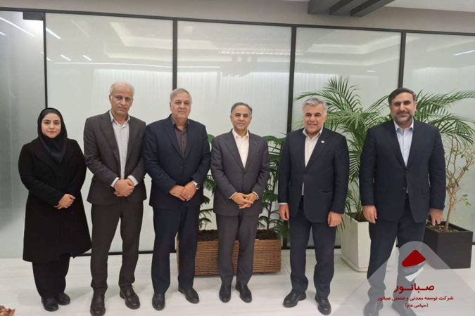 جلسه مدیرعامل صبانور با مدیرعامل بانک تجارت با محوریت تسریع در تأمین مالی پروژه‌ها