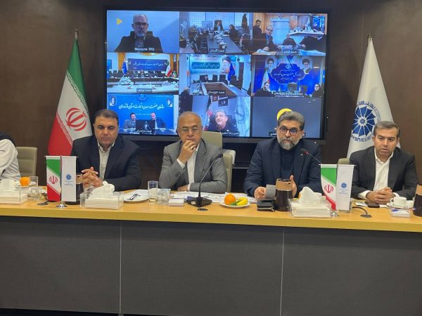 امضای تفاهم نامه همکاری ایدرو و استانداری هرمزگان به منظور افزایش بهره وری یاردهای ایزوایکو