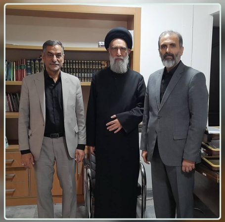 تقدیر امام جمعه موقت اصفهان از عملکرد جهادی بیمه دی