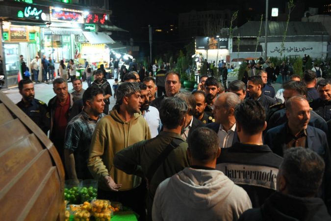 جمع آوری و ساماندهی بساط گستران در محور خیابان شهرداری