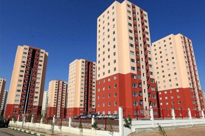 بانک مسکن در ارائه تسهیلات طرح نهضت ملی مسکن پیشرو است/الزام افزایش وام متناسب با تورم